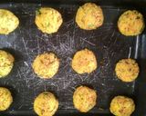 Foto do passo 6 de Bolinho de arroz assado