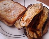 Foto del paso 4 de la receta: Sándwich de pimiento rojo, berenjenas y 2 ricas salsas..