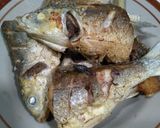 Foto langkah ke 5 dari resep Bandeng bumbu Indonesia.
