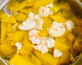 Hình bước làm 2 của món Canh Bí Đỏ Nấu Tôm