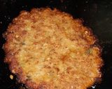 A picture of step 1 of Chappli cheeze burger.