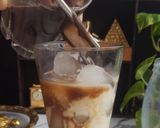A picture of step 4 of SOY MILK ICED MOCHA (VEGAN).