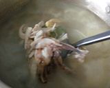 Foto langkah ke 4 dari resep W3. Soto Ayam Kuah Putih.