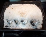 Foto del paso 4 de la receta: Dorada a la sal