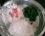 A picture of step 1 of Lahsun Bajra bhakri.