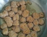 A picture of step 1 of Soya masala.