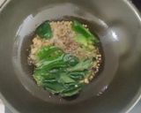 A picture of step 3 of Foxtail millet ven pongal with coconut chutney.