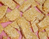 तिल गुड़ की गजक (b til gur ki gajak recipe in Hindi) रेसिपी चरण 7 फोटो