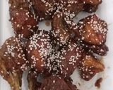 A picture of step 5 of Sweet and sour crunchy honey fried chicken.