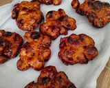 A picture of step 4 of Bu Nanik's Honey Fried Bananas.