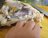 Foto del paso 1 de la receta: Consomé de pollo