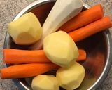 Kapros zöldségleves gombócokkal recept fázis 1 fotója