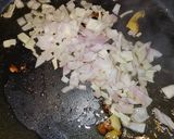 Foto del paso 7 de la receta: Fideos guisados con alcachofas, espárragos y chirlas