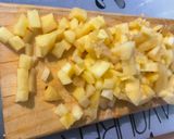 Une image de l'étape 1 de Gratin de spätzles à l’ananas, fromage et petits légumes.