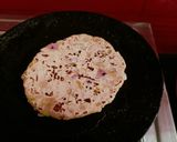 A picture of step 2 of Sindhi pyaaz koki.