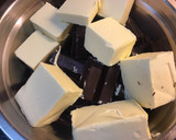 Foto del paso 2 de la receta: Brownie -Muerte por Chocolate- y avellanas  🍫