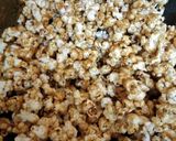Foto langkah ke 5 dari resep Popcorn caramel.