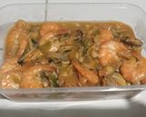 Foto langkah ke 5 dari resep Udang dan Kerang Hijau Saus Asam Manis.
