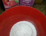 A picture of step 1 of Strawberry Lamingtons.
