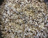 Foto del paso 5 de la receta: Revuelto de grelos con gambas y arroz con semillas