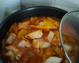 Une image de l'étape 3 de Bouillabaisse de cabillaud.