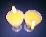 A picture of step 5 of Orange pineapple juice.
