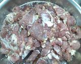 Hình bước làm 1 của món Bánh ướt thịt nướng của Huế