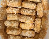 A picture of step 3 of Kastengel / Cheese Tarts.