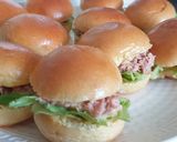 Une image de l'étape 4 de Mini burger au thon.
