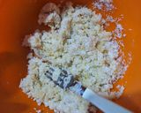 Foto del paso 1 de la receta: Galletitas tipo ojitos de Banana y Coco