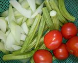 Hình bước làm 1 của món Canh chua hến