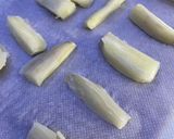 Foto del paso 3 de la receta: Yuquitas al horno con salsa huancaína