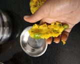 मिर्ची बड़ा(Mirchi Vada recipe in Hindi) रेसिपी चरण 3 फोटो