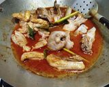 Foto langkah ke 4 dari resep Gulai Ayam dengan Pengganti Santan.