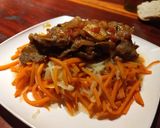 Foto del paso 7 de la receta: Fideos de vegetales con estofado de filetes al vino y romero