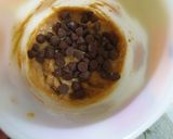 Foto langkah ke 4 dari resep Banana Mug Cake.