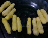 Foto langkah ke 2 dari resep Stick kentang keju.