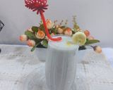 A picture of step 2 of Banana dryfruit smoothie.