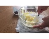 Une image de l'étape 1 de Recette ghribia ou Montécao #cuisinonspourelles.