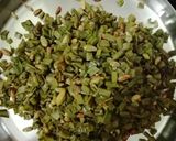 A picture of step 1 of Broad beans curry (chikkudu Kaya kura).