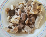 Foto del paso 1 de la receta: Revuelto de setas y espinacas