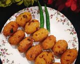 A picture of step 6 of Leftover Rice Cutlets.
