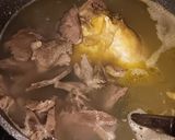 Foto langkah ke 4 dari resep Sup Daging Dengan Kaldu Tulang.