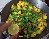 A picture of step 3 of Jeera Aloo (Cumin Potatoes).
