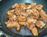 Foto del paso 4 de la receta: Pollo cocinado en soja con verduras rehogadas