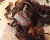 صورة لخطوة 1 من وصفة رز بالبصل المكرمل✨