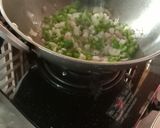 A picture of step 2 of Choliea wala bartha.