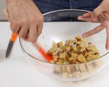 Foto del paso 8 de la receta: Crema de guisantes o hummus verde con crutones crujientes