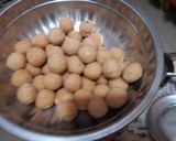 A picture of step 3 of Masoor daal Goli (healthy snack).
