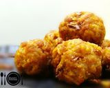 A picture of step 4 of Leftover maggi cheese pakoda.